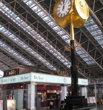 JR大阪駅